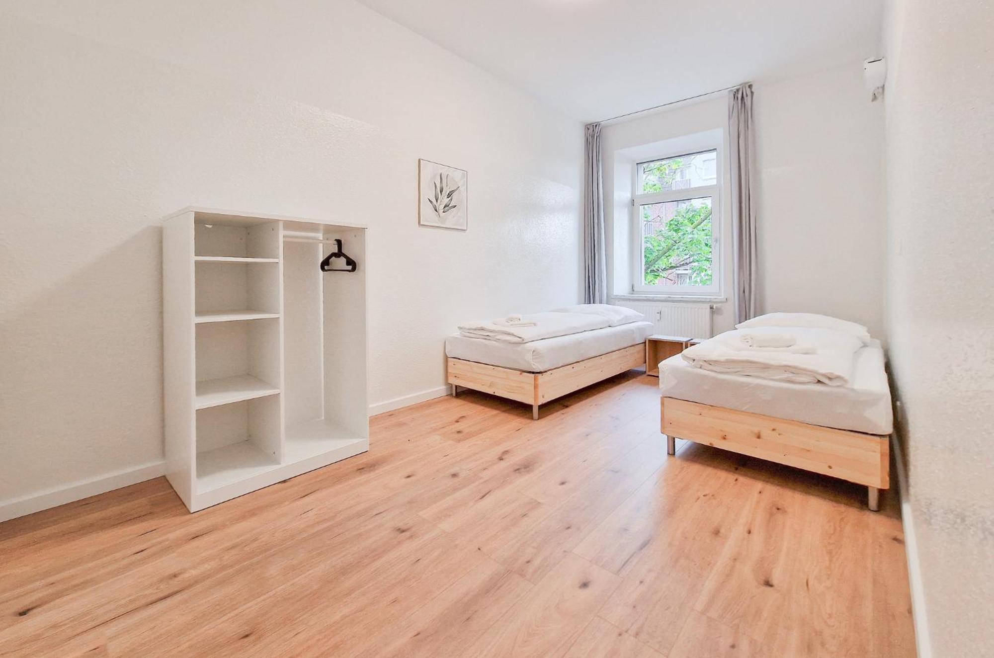 1 Room Apartments - 15min Messe DUS - 10min Oldtown Düsseldorf Buitenkant foto